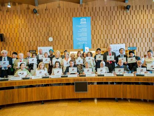 Todos os embaixadores apoiraram a campanha " UNITE4HERITAGE " 