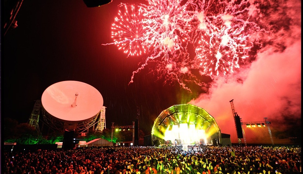 Jodrell Bank já foi palco de outras apresentações de artistas